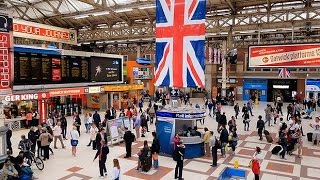 A Walk Through The London Victoria Station London England [upl. by Gaskins]